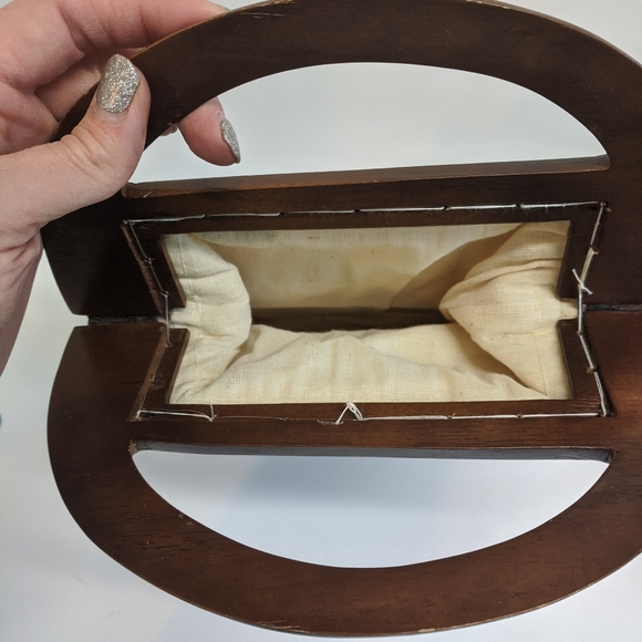 Vintage Wooden Handle Embroidered Hand Bag Purse - Picture 4 of 12